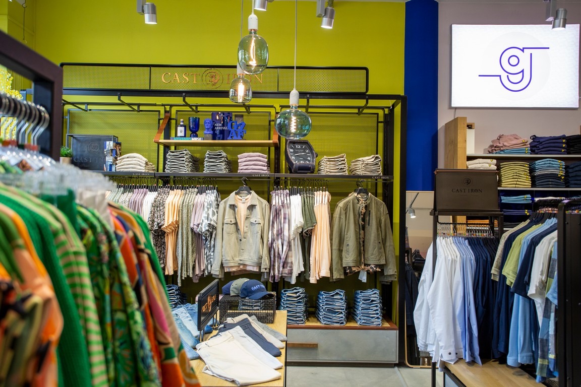 woonstudio marianne - klanten aan het woord - levendige kleuren passend bij de laatste modetrends